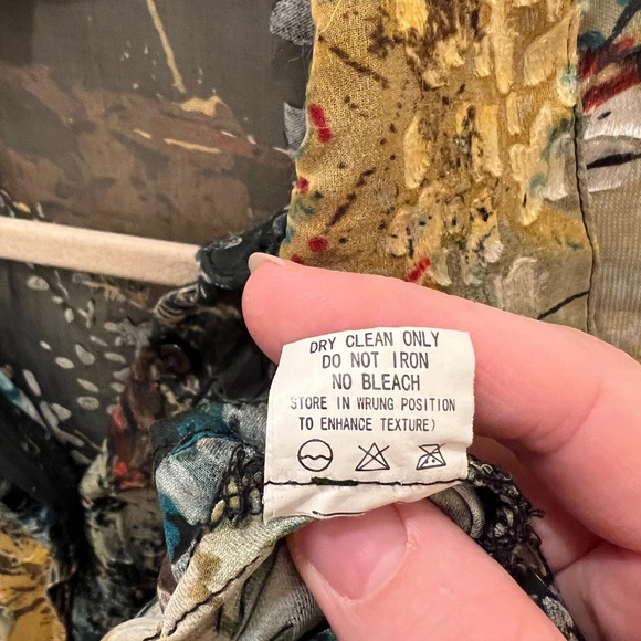 Vintage Anne Giorgio Blouse, Silk Blend, Small So pretty! - Picture 2 of 6